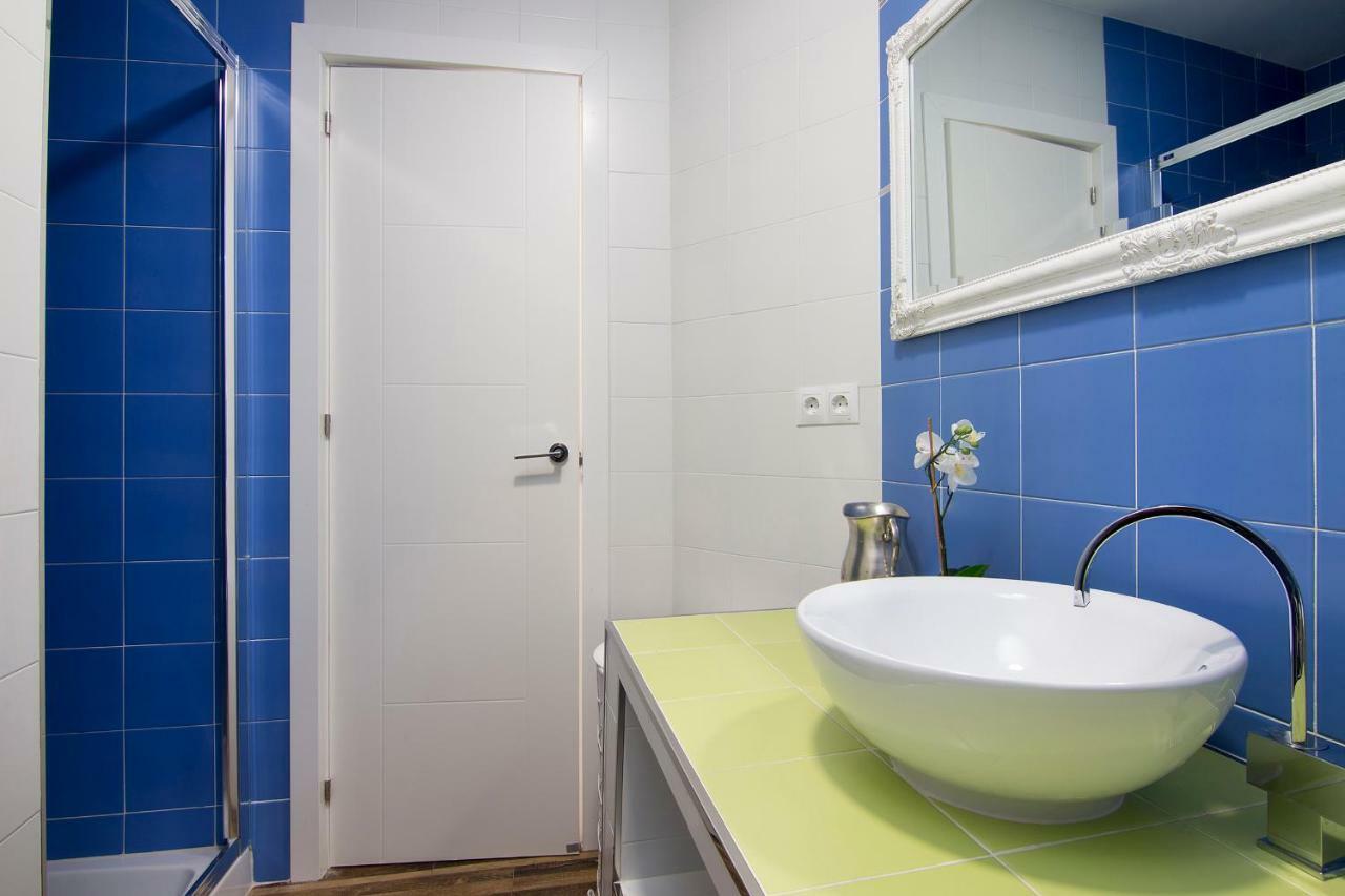 Terrazas De La Catedral Atico Wifi Apartment Гранада Екстериор снимка